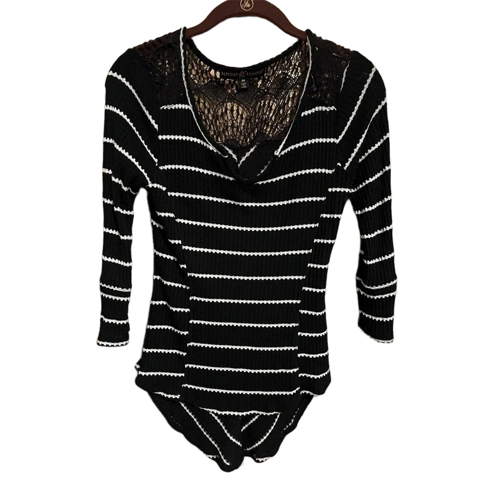ALMOST FAMOUS~BLOUSE~BLACK& WHITE~M
